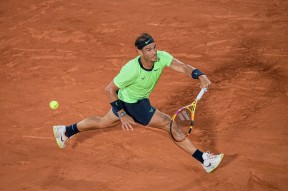 九游 纳达尔连续五场比赛得分超过关键助攻，热火挑战极限！